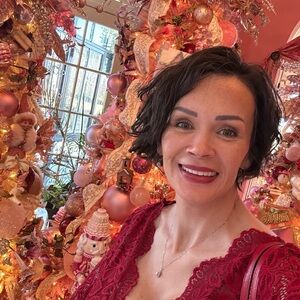 Meet your Posher, Mandy